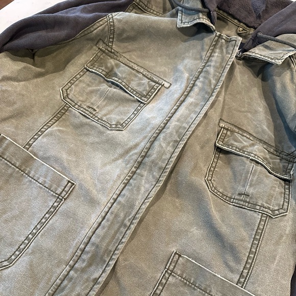 American Eagle jacket - Picture 8 of 9